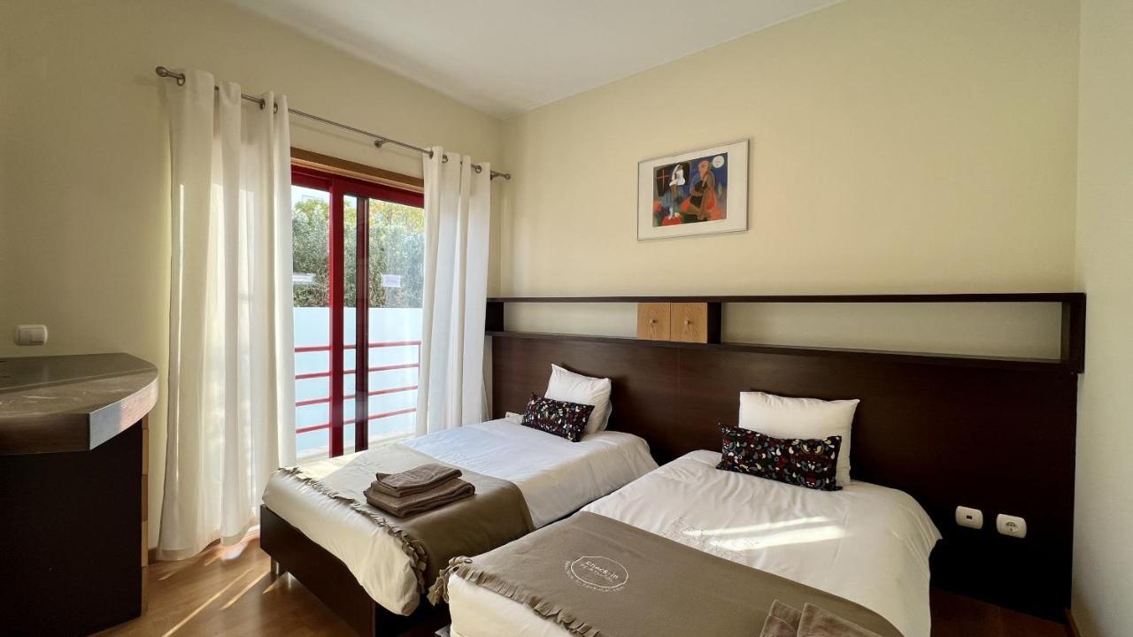 הוילה אלבופיירה Marina By Check-In Portugal מראה חיצוני תמונה